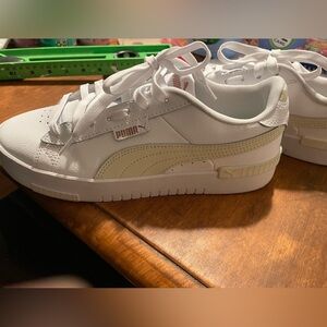 Jade Renew White Puma Sneakers